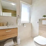 Vila Sportiva With Private Heated Pool