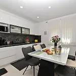 Sportiva With Private Heated Pool * Zadar