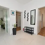 Sportiva With Private Heated Pool * Zadar
