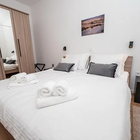 Villa Sportiva Zadar With Private Pool Villa *