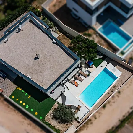 Sportiva With Private Heated Pool Villa
