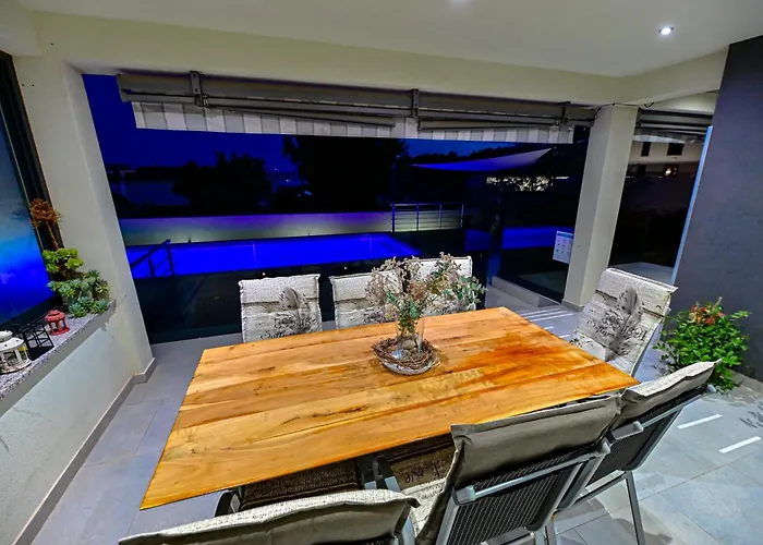 Villa Sportiva With Private Heated Pool Zadar