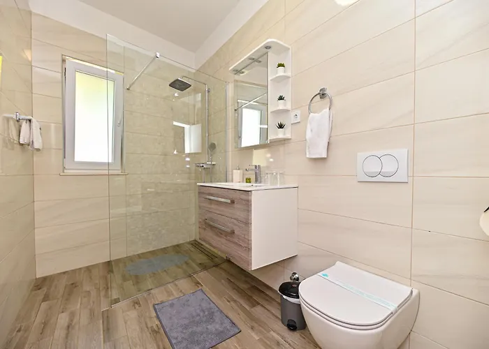 Sportiva With Private Heated Pool Villa Zadar