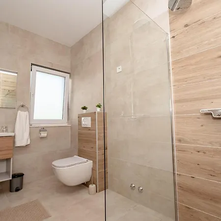 Βίλα Sportiva With Private Heated Pool