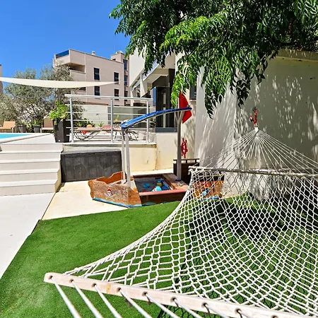 Sportiva With Private Heated Pool Βίλα *