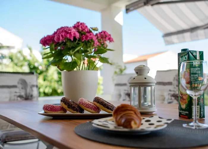 Sportiva With Private Heated Pool * Zadar