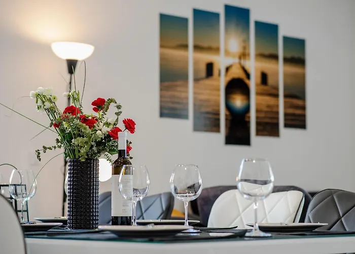 Sportiva With Private Heated Pool Zadar