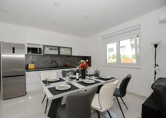 Sportiva With Private Heated Pool *