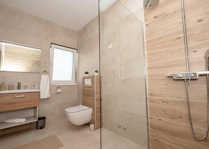 Vila Sportiva With Private Heated Pool