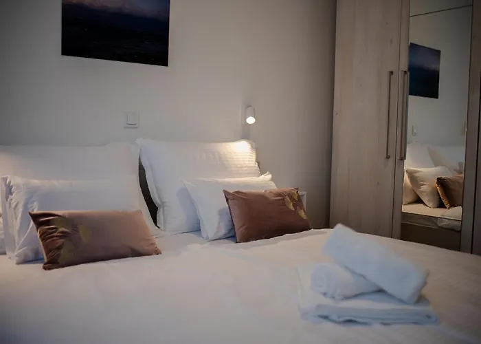 Villa Sportiva With Private Heated Pool *