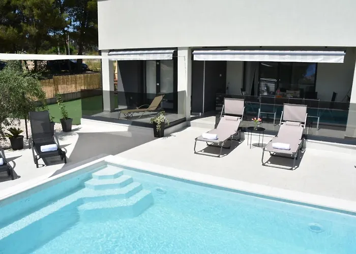 Sportiva With Private Heated Pool