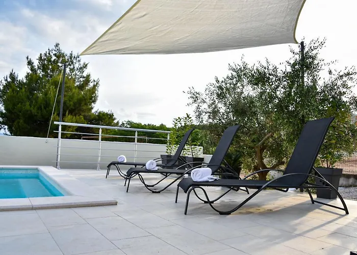 Sportiva With Private Heated Pool Vila *