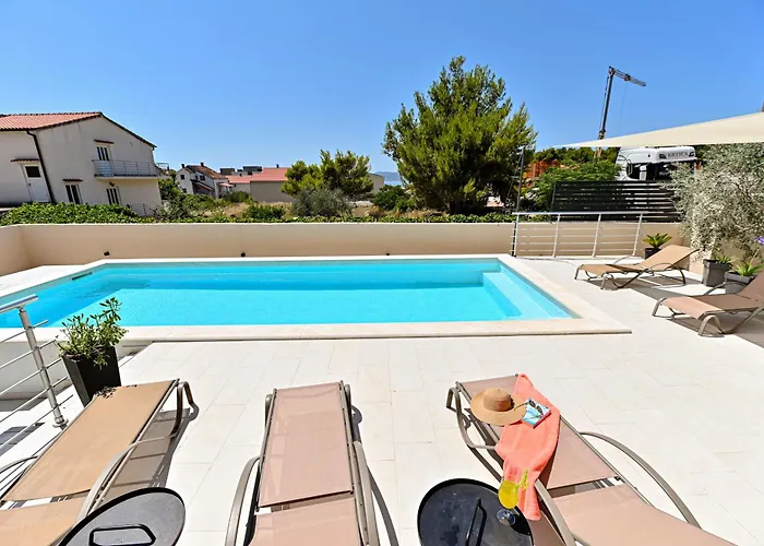Vila Sportiva With Private Heated Pool Zadar